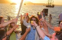 Los Cabos Sunset Cruise: Iconic Views, Group Joy, Food and Drink