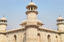 Private Sunrise Taj Mahal Tour from Delhi with Expert Guide