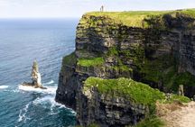 From Dublin: Cliffs of Moher, Boat Tour & Ailwee Caves