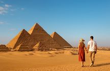 Giza Pyramids and Egyptian Museum Tour