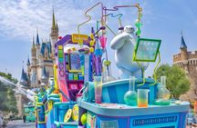 Tokyo Disneyland 1-Day Pass with Private Hotel Pick-Up & Drop-Off