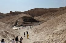 Luxor Day Tour: Valley of Kings & Hatshepsut Temples & habu templ