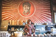 Chengdu Full-Day Tour Pandas, Teahouse and Tuktuk Food Tour