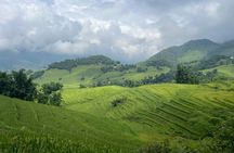 Private Guided Tour to Sa Pa Waterfall and Village