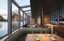 Milford Sound Business Class from Queenstown Cruise Lunch
