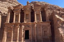 Discover Petra in a Day Guided Tour of the Lost Nabatean City