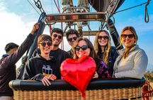 Balloon flight with breakfast in Cueva or Pyramids tour from CDMX