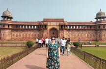 Private Taj Mahal Sunrise Tour from Delhi with Agra Fort