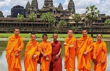 Siem Reap Guide: Personalized Angkor Wat Sunrise by TukTuk