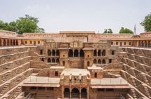 Jaipur to Agra Overnight Tour with Abhaneri and Fatehpur Sikri