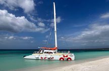 Private Catamaran Cruise to Bahia de las Aguilas