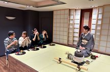 Kyoto Nishiki Market Walk Tour with Tea Ceremony Experience