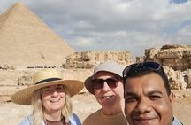 VIP Giza Pyramids & Sphinx Tour