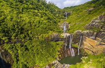 Hiking Experience in Mauritius: Tamarind Falls (seven cascades)