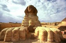 Giza Pyramids, Sphinx and Grand Egyptian Museum Full-Day Tour