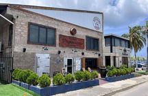 Fill Your Own Bottle Experience at Bodegas Papiamento
