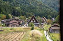 Private Day Trip to Shirakawa Go from Kanazawa