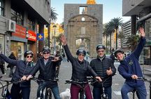 Montevideo E-Bike tour: Historic center +Rambla (90min)