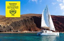 Santorini Classic Catamaran Cruise with BBQ, Drinks and Transfers