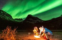 Tromsø Daily 8 Guests Pro Aurora Tour with pickup Suits and photo