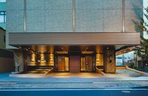 Takasaki Bar-Hopping Tour with Rooftop Bath Hotel Stay