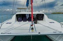 Luxury Catamaran to Rosario Islands (boat and breakfast)