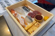 Tsukiji Fish Market Sushi Workshop with a Sushi Chef