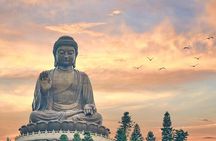 Hong Kong Lantau Tour with Big Buddha, Tai O Village & Snacks