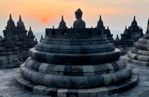 Borobudur ClimbUP guaranteed (sunrise option)& Prambanan Day Tour