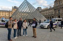 Louvre Museum – Exclusive Guided Heists Tour (Entry Included)