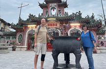 Hoi An Old Town pravite walking tour and special drink