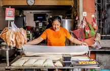 Hungry Hanoi Food Tour with 15+ Tastings