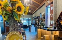 8hr Private Wine Tour in Napa and Sonoma with Priority Wine Pass