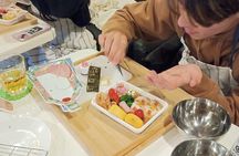 Tokyo : Cute Character bento making experience. Kyaraben workshop