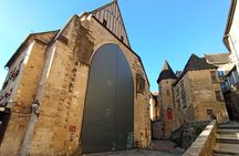 Private walking tour of Sarlat by Exploreo24