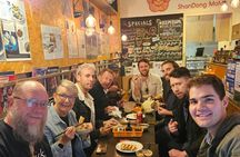 A Taste of Melbourne: Small-Group City Tour with Food and Drink