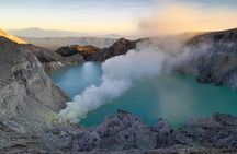 Start Surabaya/Malang: Bromo and Ijen 2D1N Tour Drop in Bali