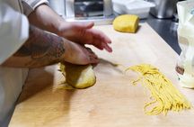 Hands-On Pasta and Tiramisu Class in a Florentine Palace