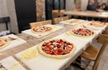 Naples Pizza Cooking Class in Local Restaurant