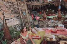 Farsha Cafe and Guided City Sightseeing Tour