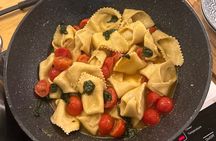 Florence Pasta Cooking Class with Unlimited Wine