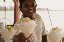 4-in-1 Nusa Lembongan Breakfast and Snorkel Catamaran Cruise