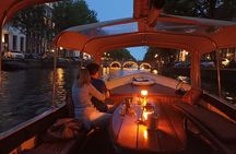 Light‌ ‌Festival‌ ‌Private‌ ‌Cruise‌ incl Snacks and hot Gluhwein