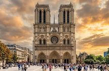 Notre-Dame Interior or Exterior Tour with Scheduled Group Access