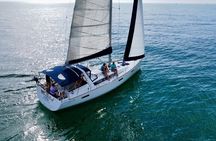 Snorkel, Swim & Dolphin Sightseeing Sail Aboard the Daydreams