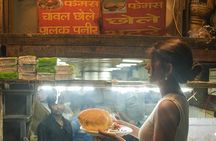 An Old Delhi Journey of 10 Iconic Food Tastings [Private]