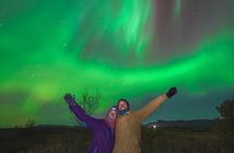 South Coast, Glacier Hike & Northern Lights from Reykjavik