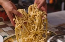 Rome Pasta and Tiramisu Class: Ravioli, Fettuccine & Fine Wine 5*