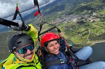 Paragliding flight in Guatavita with transport from Bogota