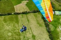 Paragliding flight in Guatavita with transport from Bogota